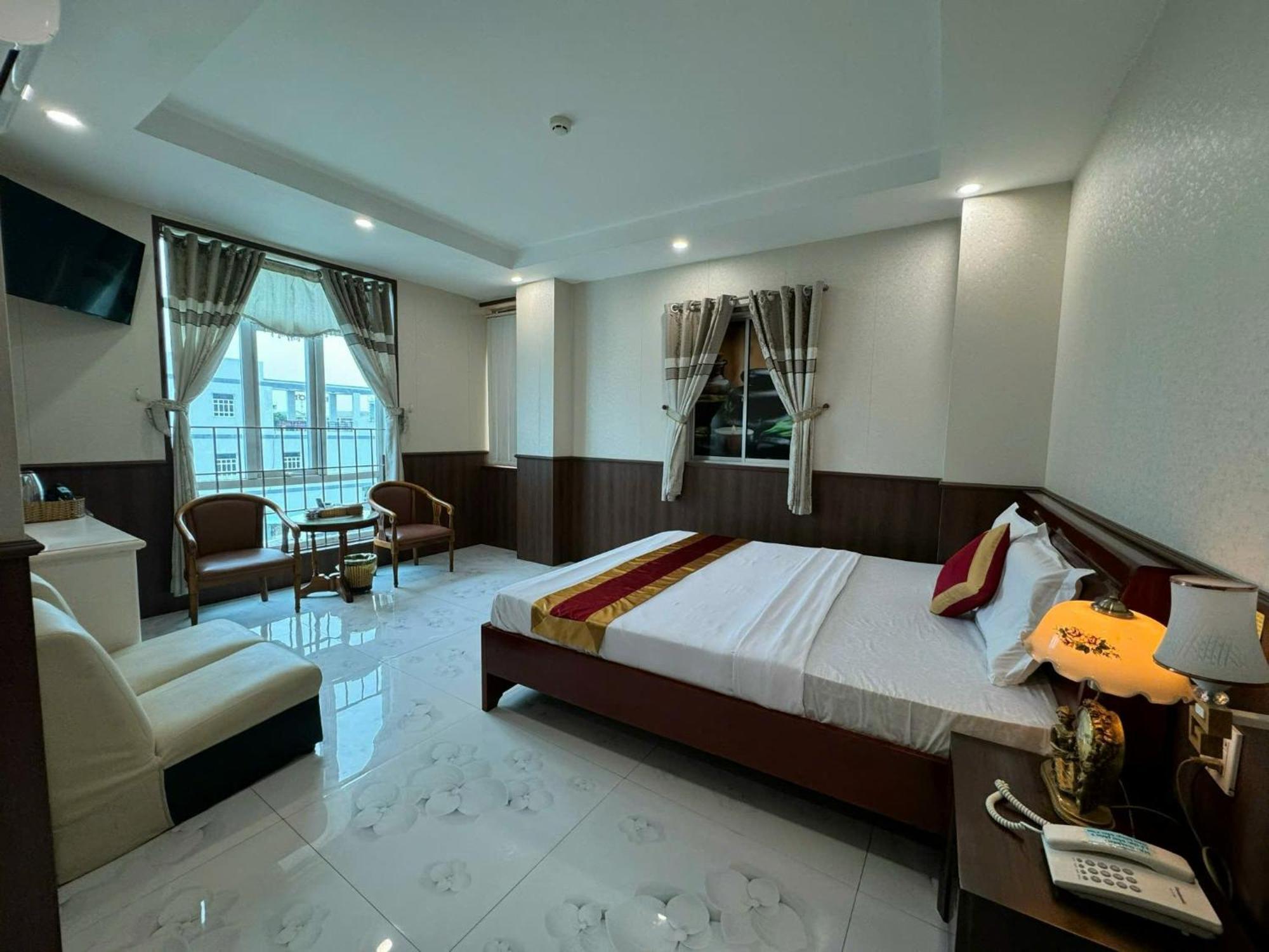 Thanh Dat Hotel Bac Lieu Exteriör bild