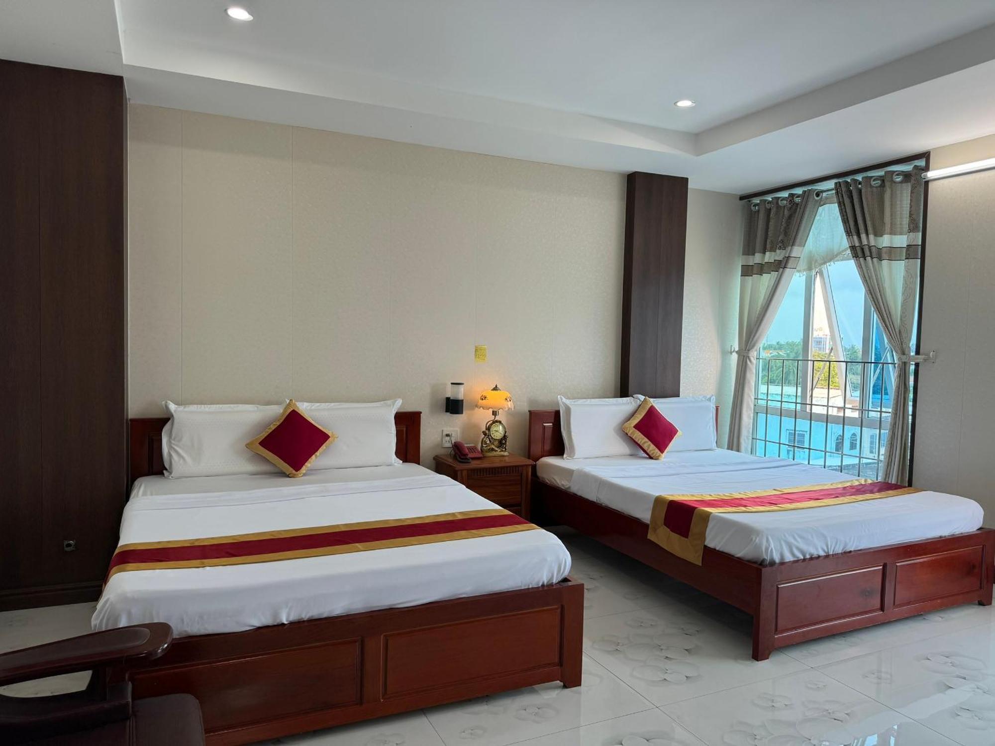Thanh Dat Hotel Bac Lieu Exteriör bild