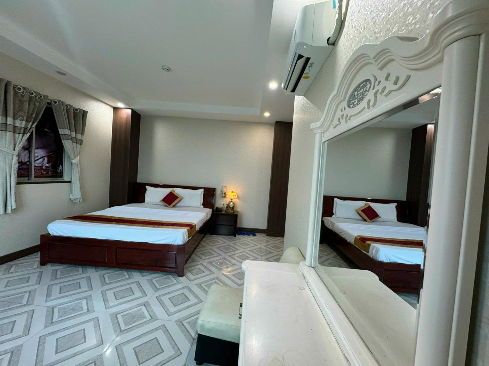 Thanh Dat Hotel Bac Lieu Exteriör bild